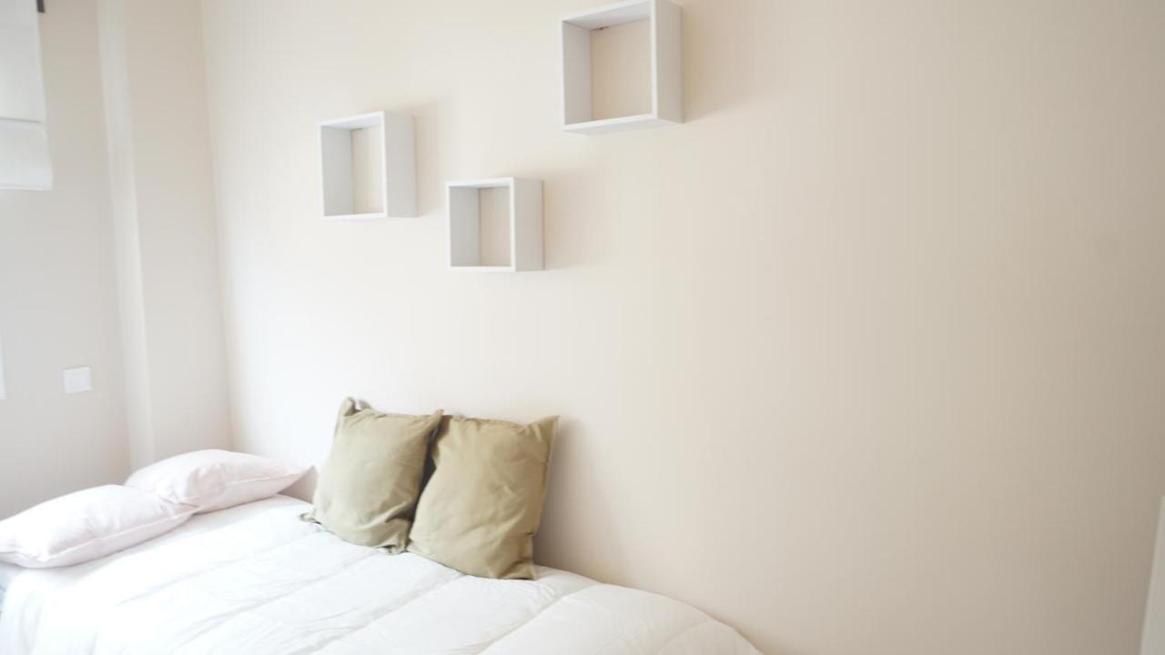 RentalSevilla Luminoso apartamento en pleno centro Exterior foto