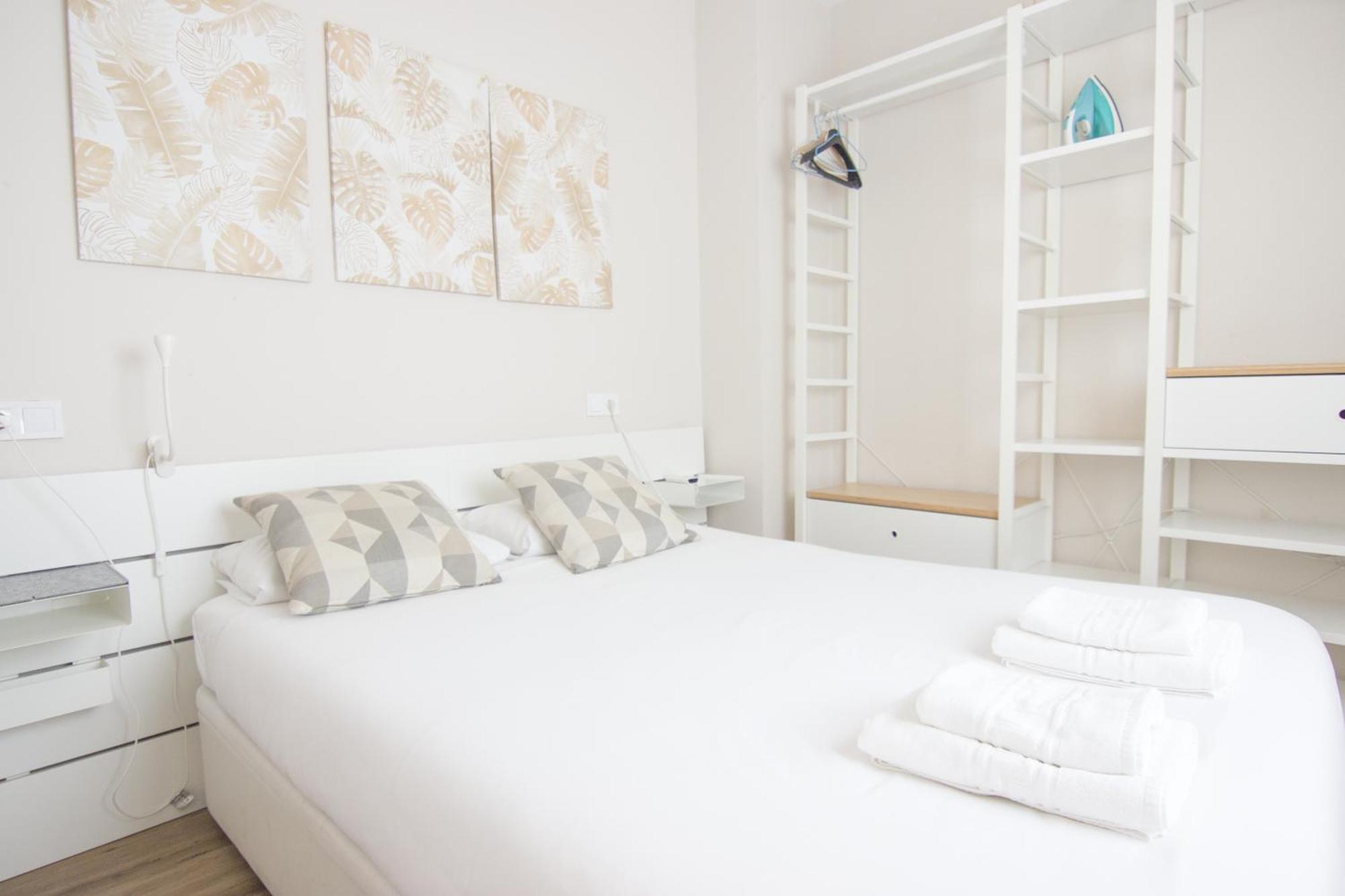 RentalSevilla Luminoso apartamento en pleno centro Exterior foto